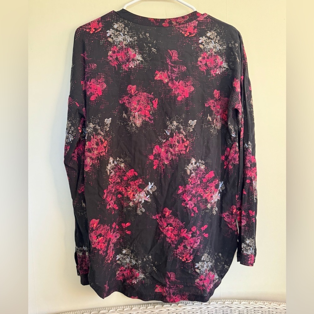 Lole Jesse Floral Black and Pink Women's Top - Picture 9 of 9